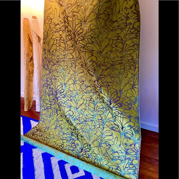 SOLD PREMIER Butterfly Silk in Green 🦋 - Picture 2 of 6